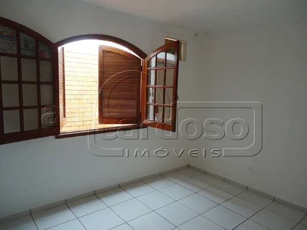 Casa 5 quarto(s)  no bairro So Sebastio