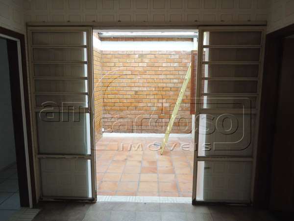 Casa 5 quarto(s)  no bairro So Sebastio