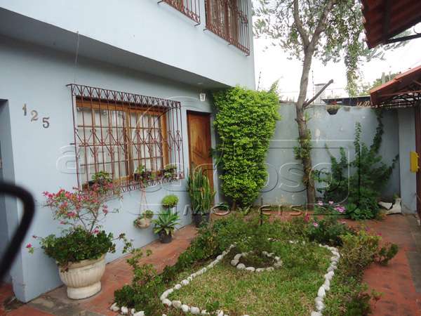 Sobrado 4 quarto(s)  no bairro Rubem Berta