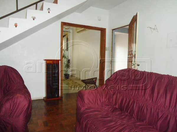 Sobrado 4 quarto(s)  no bairro Rubem Berta