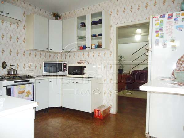Sobrado 4 quarto(s)  no bairro Rubem Berta