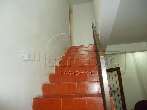 Sobrado 4 quarto(s)  no bairro Rubem Berta