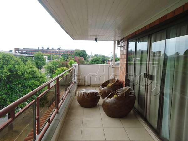 Sobrado 4 quarto(s)  no bairro Rubem Berta