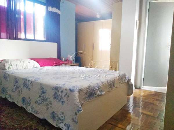 Sobrado 4 quarto(s)  no bairro Humait
