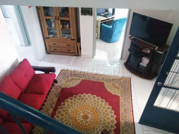 Sobrado 4 quarto(s)  no bairro Humait