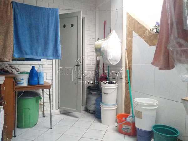 Sobrado 4 quarto(s)  no bairro Humait