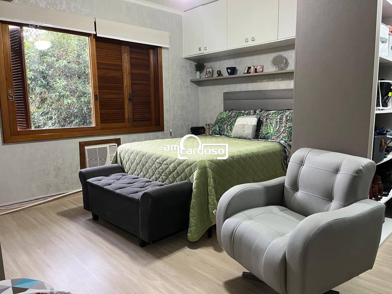 Sobrado 4 quarto(s)  no bairro Jardim Floresta