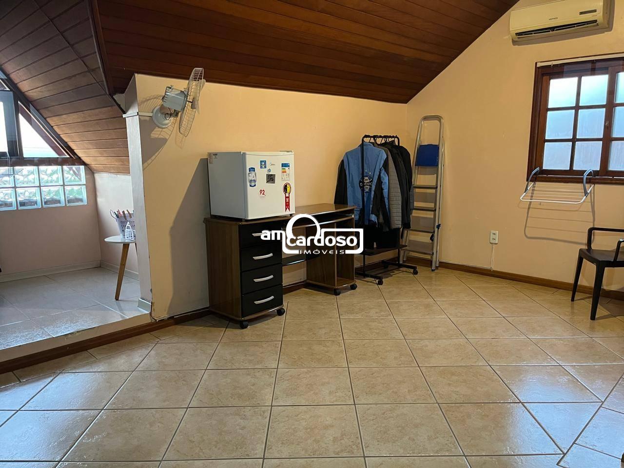 Sobrado 4 quarto(s)  no bairro Jardim Floresta