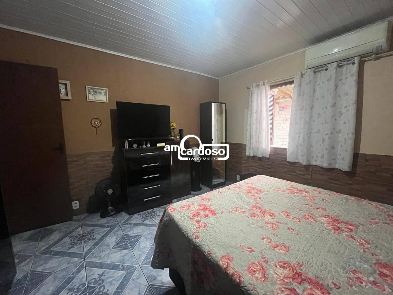 Casa 4 quarto(s)  no bairro Vila Eunice Velha