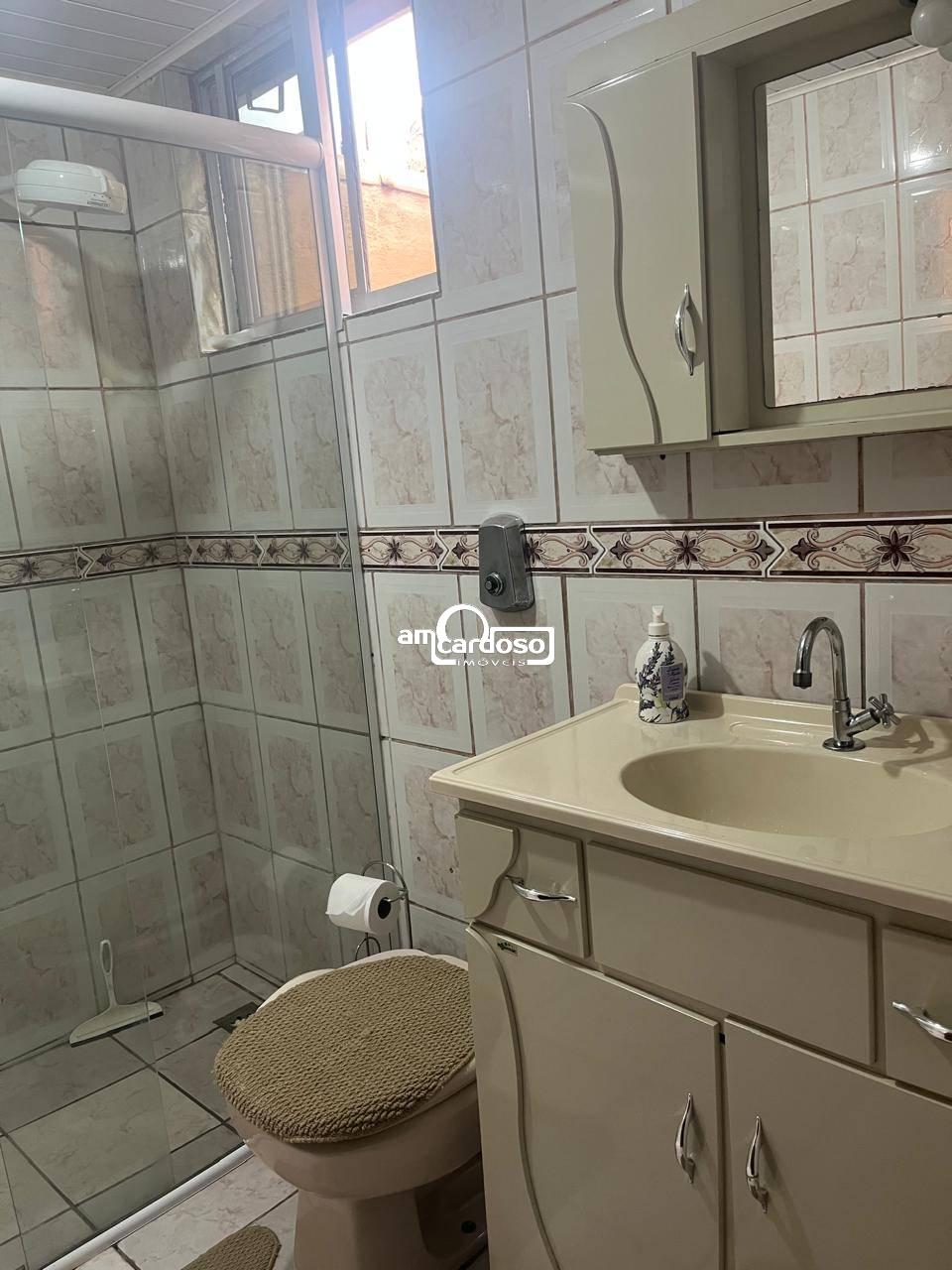 Casa 4 quarto(s)  no bairro Vila Eunice Velha