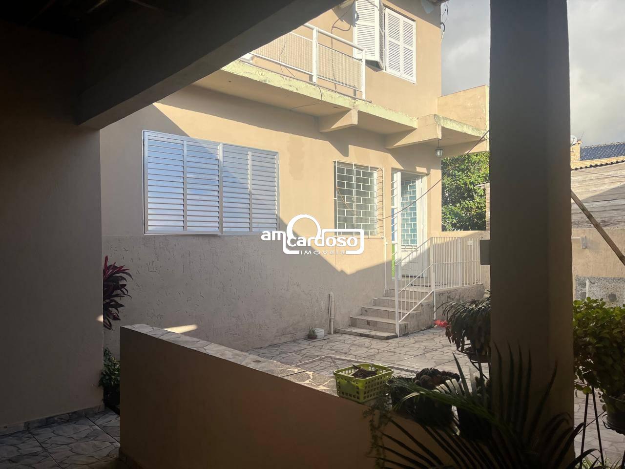 Casa 4 quarto(s)  no bairro Vila Eunice Velha