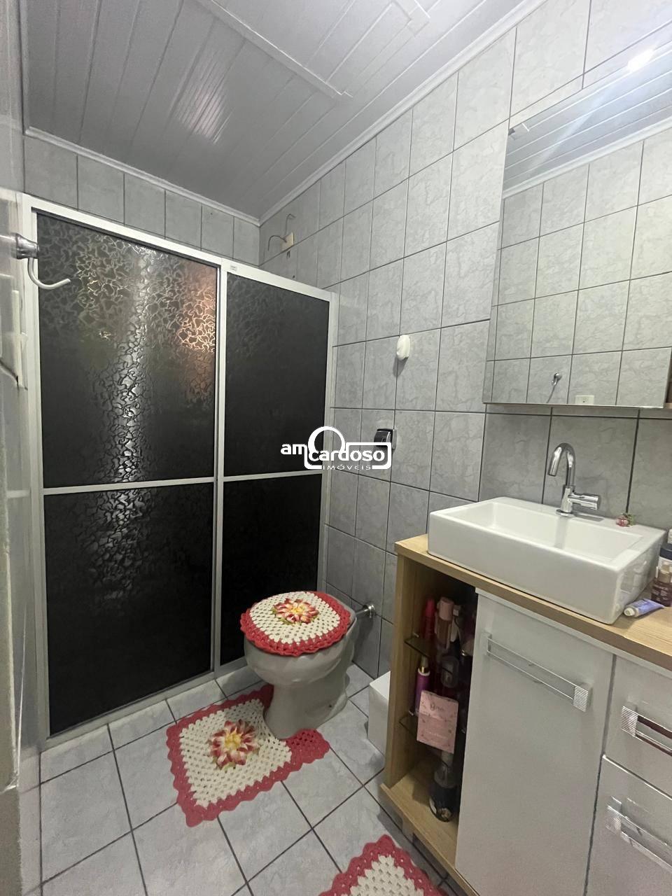 Casa 4 quarto(s)  no bairro Vila Eunice Velha