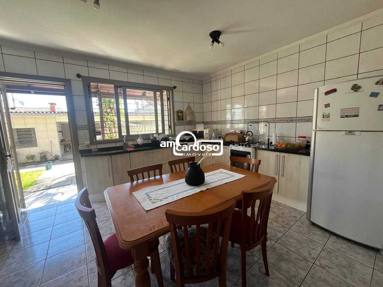 Casa 4 quarto(s)  no bairro So Sebastio