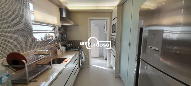 Casa 4 quarto(s)  no bairro S�o Sebasti�o