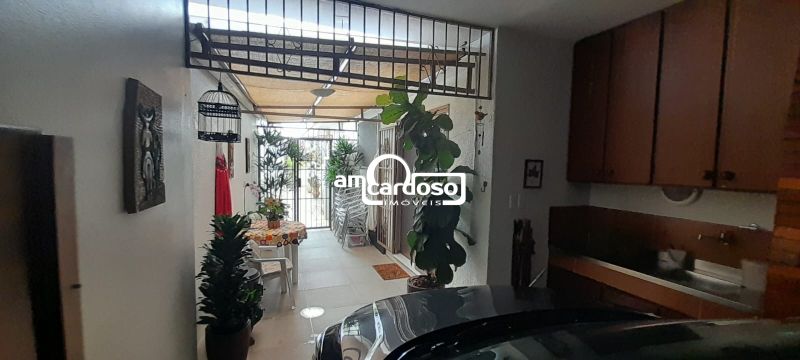 Casa 4 quarto(s)  no bairro S�o Sebasti�o