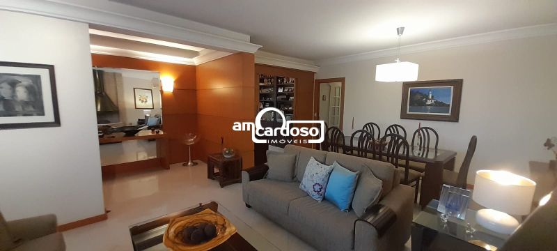 Casa 4 quarto(s)  no bairro S�o Sebasti�o