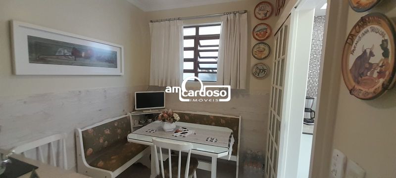 Casa 4 quarto(s)  no bairro S�o Sebasti�o