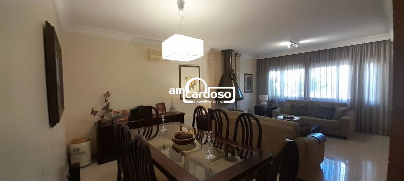 Casa 4 quarto(s)  no bairro S�o Sebasti�o