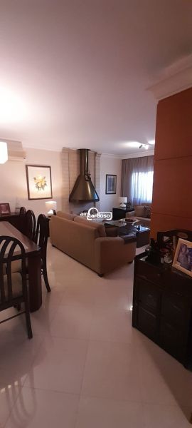 Casa 4 quarto(s)  no bairro S�o Sebasti�o
