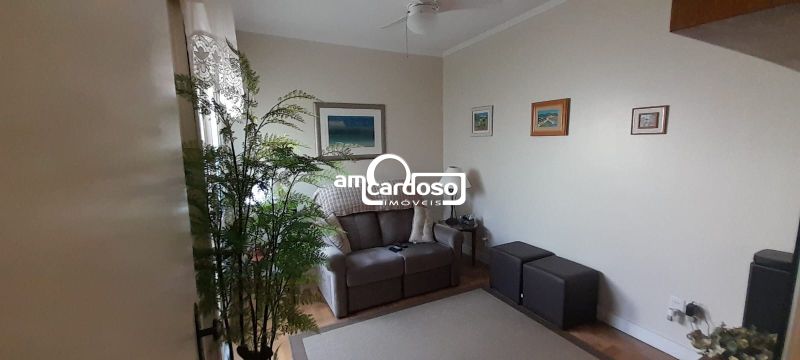 Casa 4 quarto(s)  no bairro S�o Sebasti�o