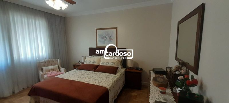 Casa 4 quarto(s)  no bairro S�o Sebasti�o