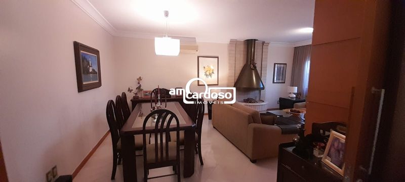 Casa 4 quarto(s)  no bairro S�o Sebasti�o