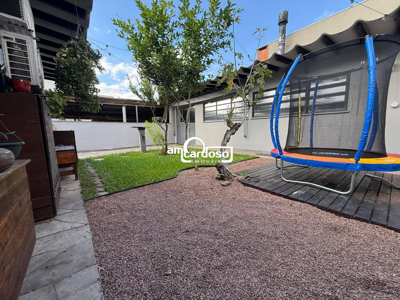 Casa 3 quarto(s)  no bairro S�o Sebasti�o