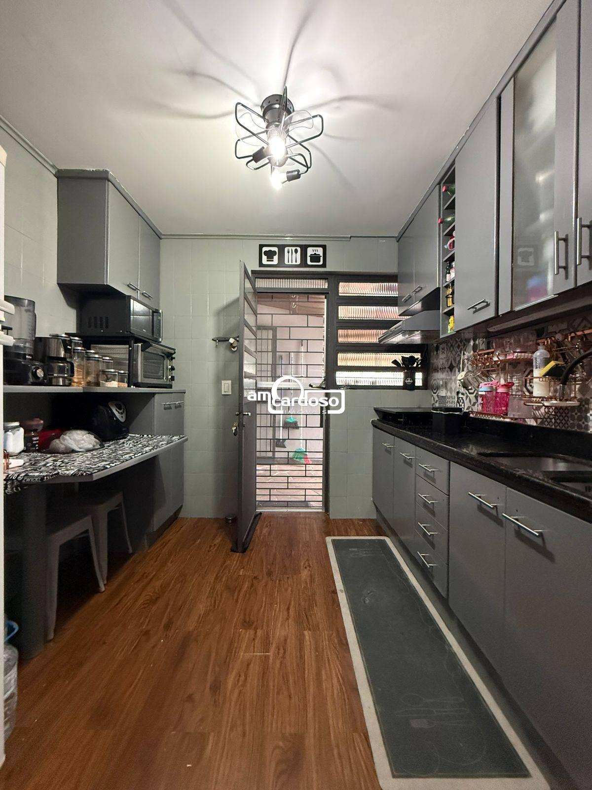 Casa 3 quarto(s)  no bairro S�o Sebasti�o