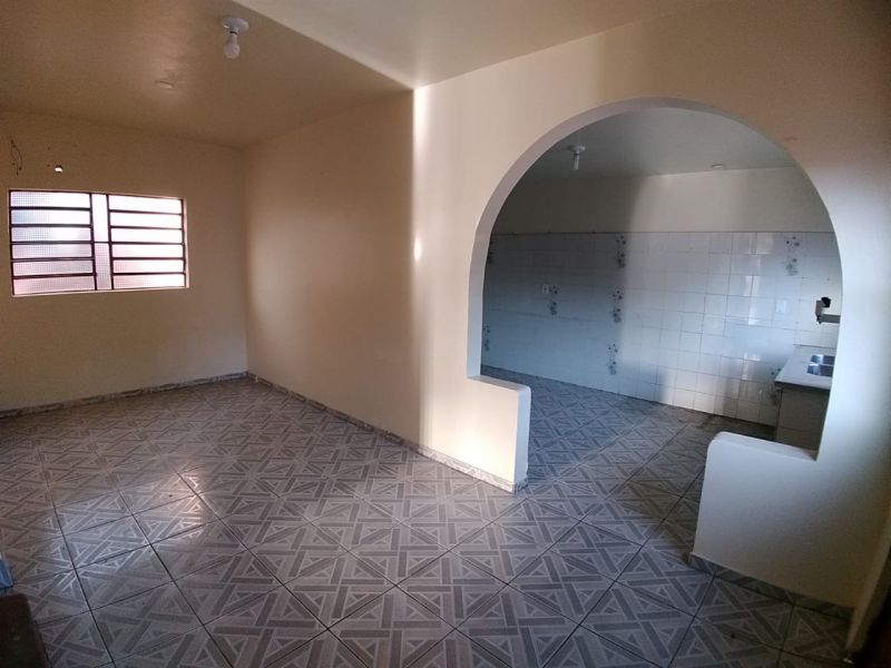 Casa 2 quartos  no Juscelino Kubitschek