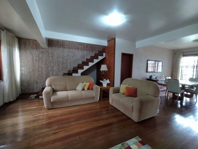 Casa 3 quartos  no Nossa Senhora de Lourdes