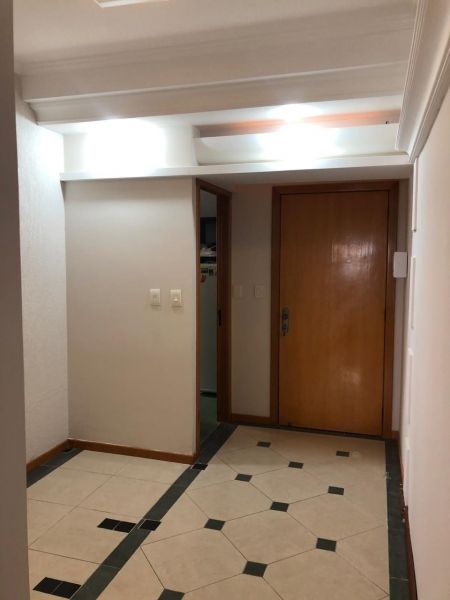 Apartamento 2 quartos  no Centro