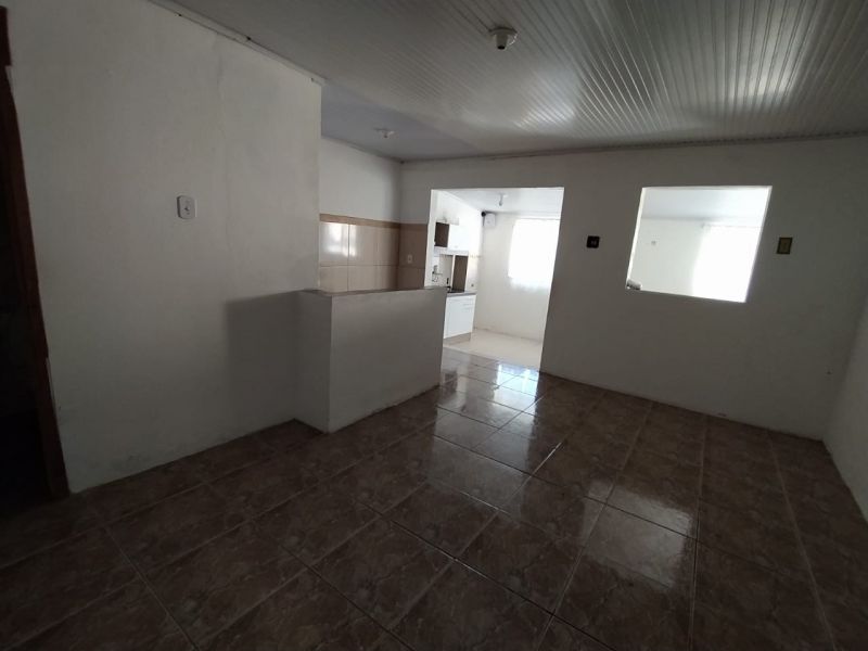 Casa 2 quartos  no Camobi