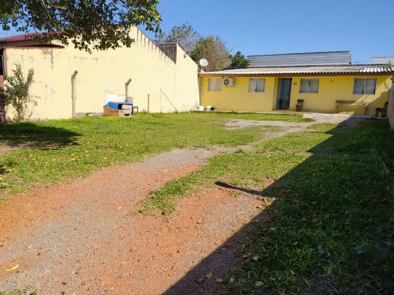 Casa 2 quartos  no Camobi