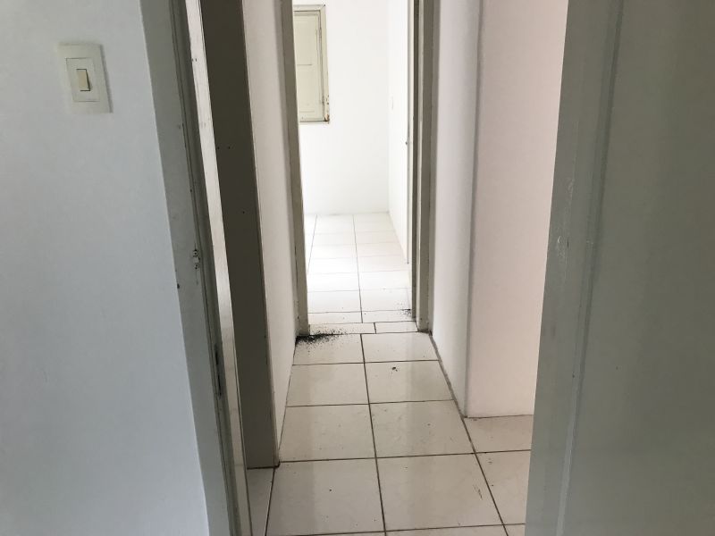Casa 2 quartos  no Centro