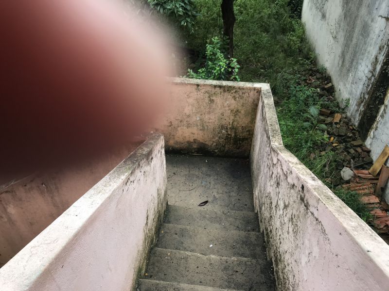 Casa 2 quartos  no Centro
