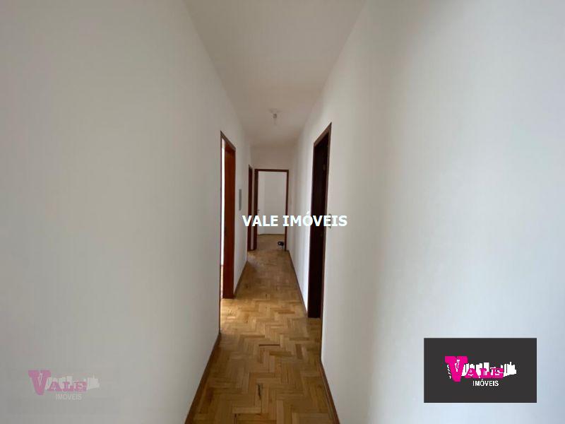 Apartamento 3 quartos  no Centro