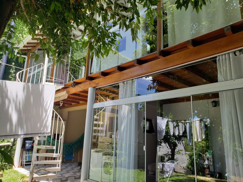 Casa 2 quartos  no Centro