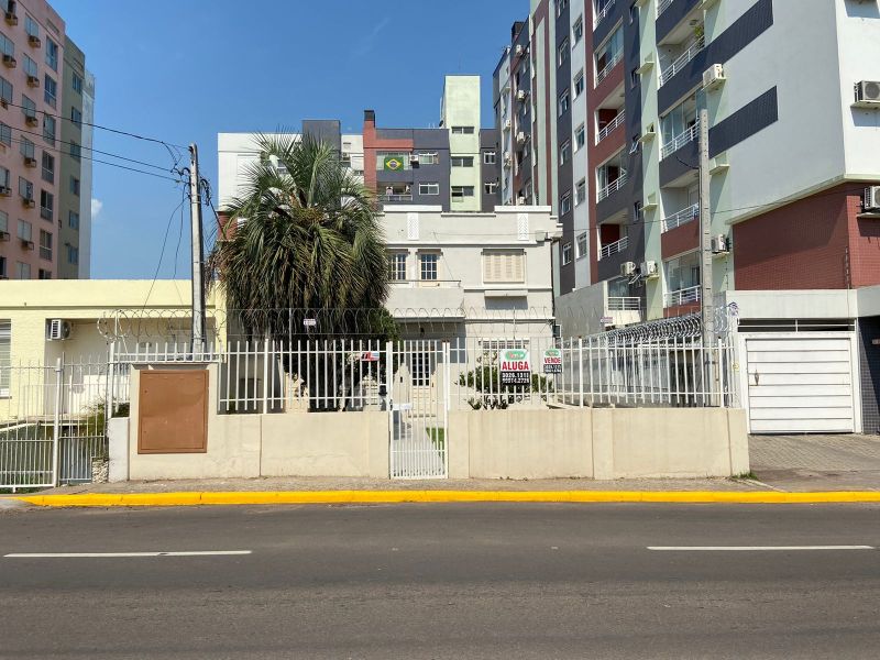 Apartamento 1 dormitório  no bairro Nossa Senhora de Lourdes em Santa Maria