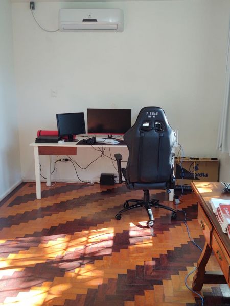 Casa 4 quartos  no Camobi
