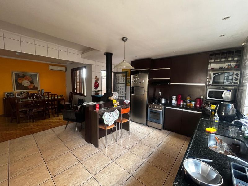 Casa 5 quartos  no Nossa Senhora de Lourdes