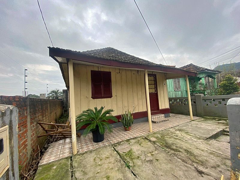 Casa 2 quartos  no Itarar