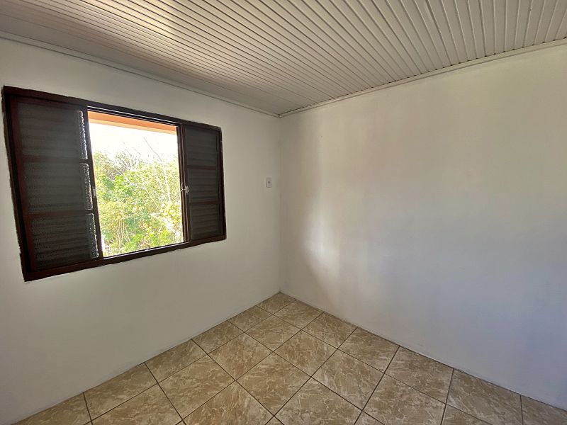 Casa 5 quartos  no Presidente Joo Goulart