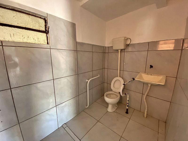 Casa 5 quartos  no Presidente Joo Goulart