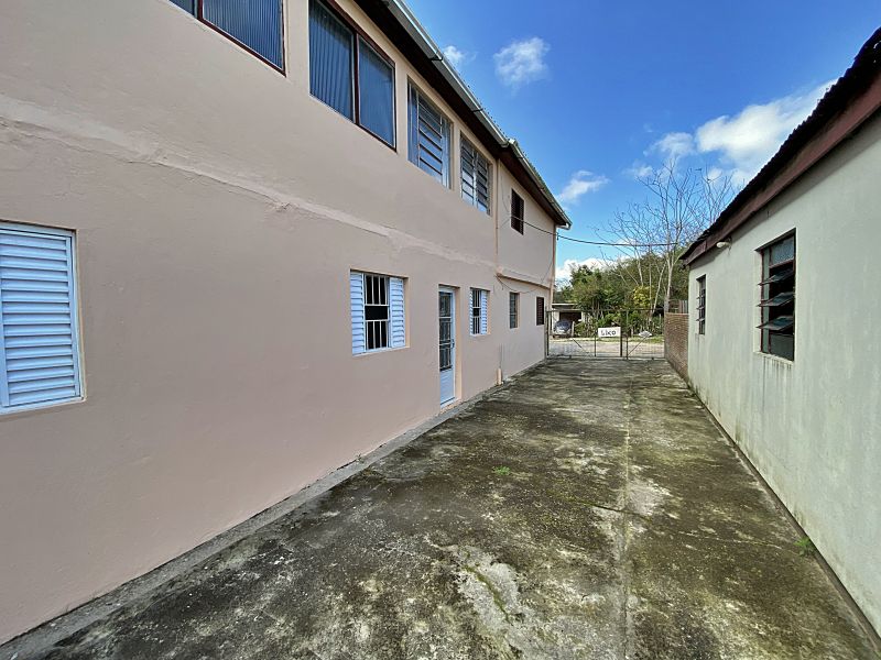 Casa 5 quartos  no Presidente Joo Goulart