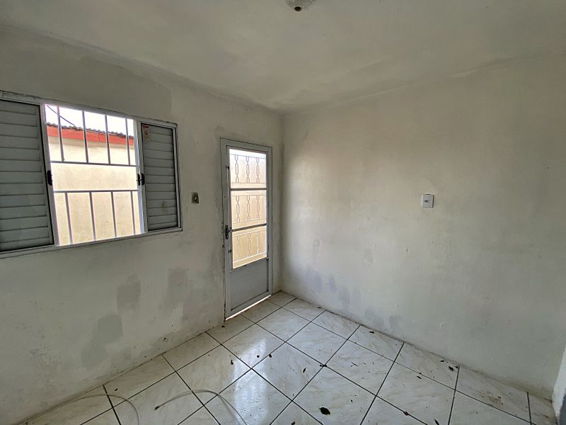 Casa 5 quartos  no Presidente Joo Goulart