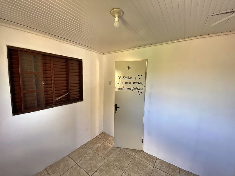 Casa 5 quartos  no Presidente Joo Goulart