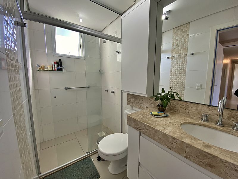 Apartamento 3 quartos  no Centro