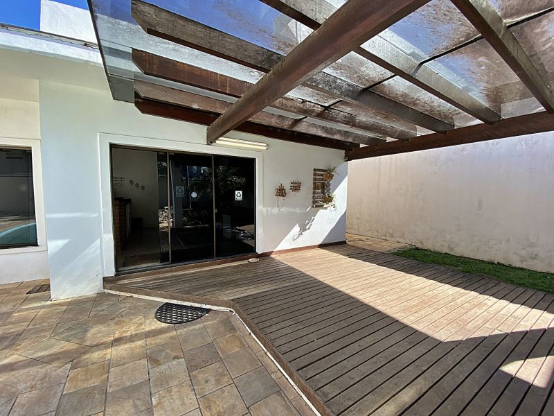 Casa 4 quartos  no Camobi