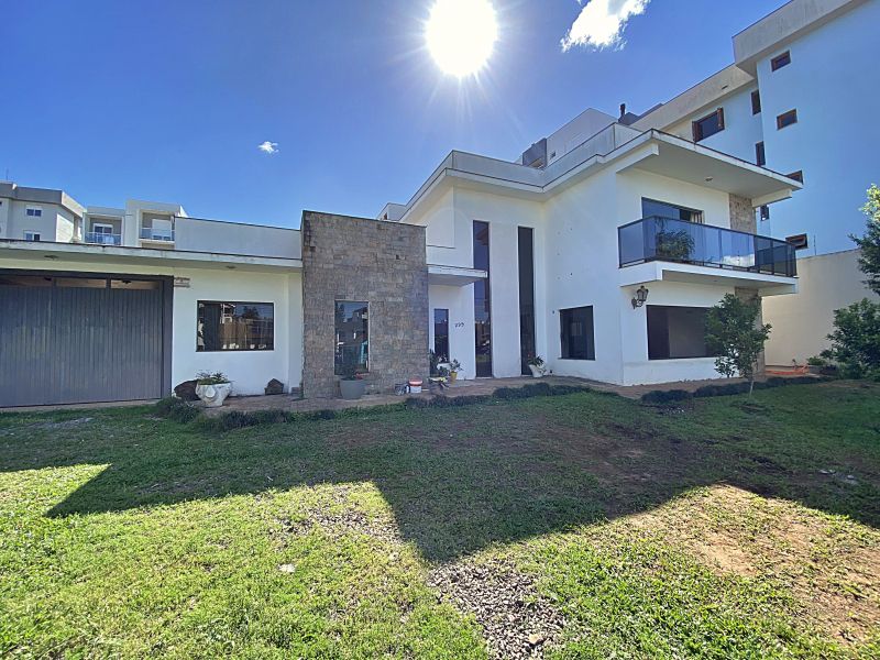 Casa 4 quartos  no Camobi