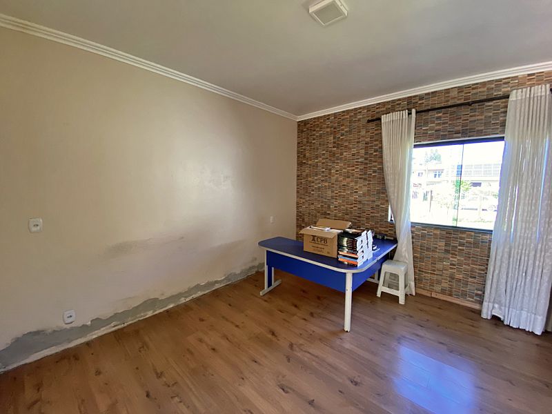 Casa 4 quartos  no Camobi